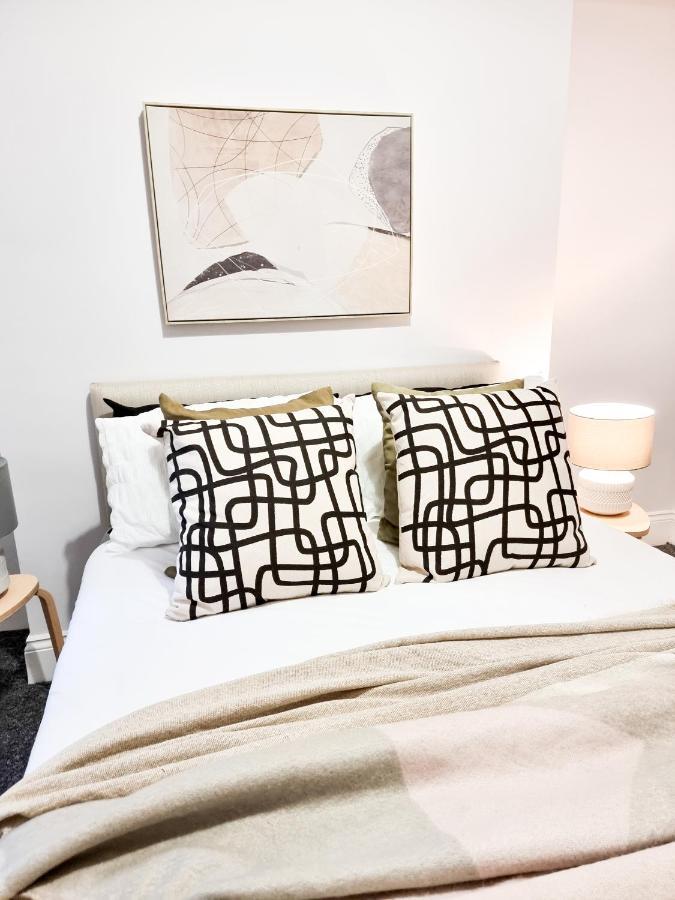 Апартаменти Gorgeous Newly Renovated 2 Double Bed Flat Свонсі Екстер'єр фото