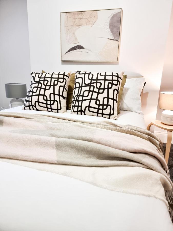 Апартаменти Gorgeous Newly Renovated 2 Double Bed Flat Свонсі Екстер'єр фото